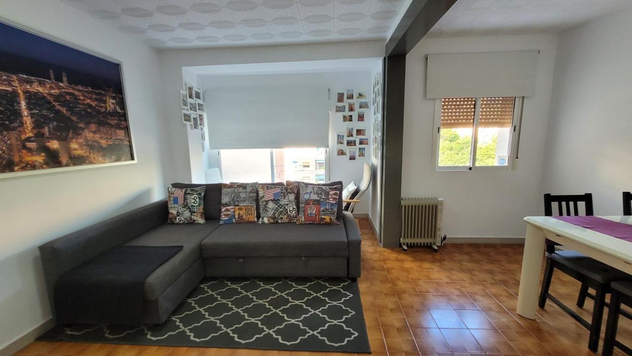 Apartaments B O D Collblanc L'Hospitalet de Llobregat Exterior photo